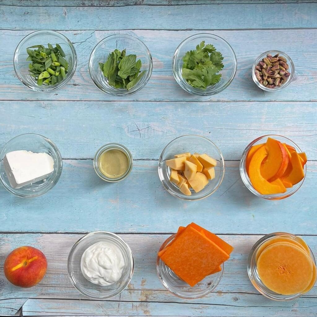 רוטב לסלט: כך תכינו רוטב לסלט עשיר חלבון שמשדרג בריאות בכל ארוחה ב 5 דקות